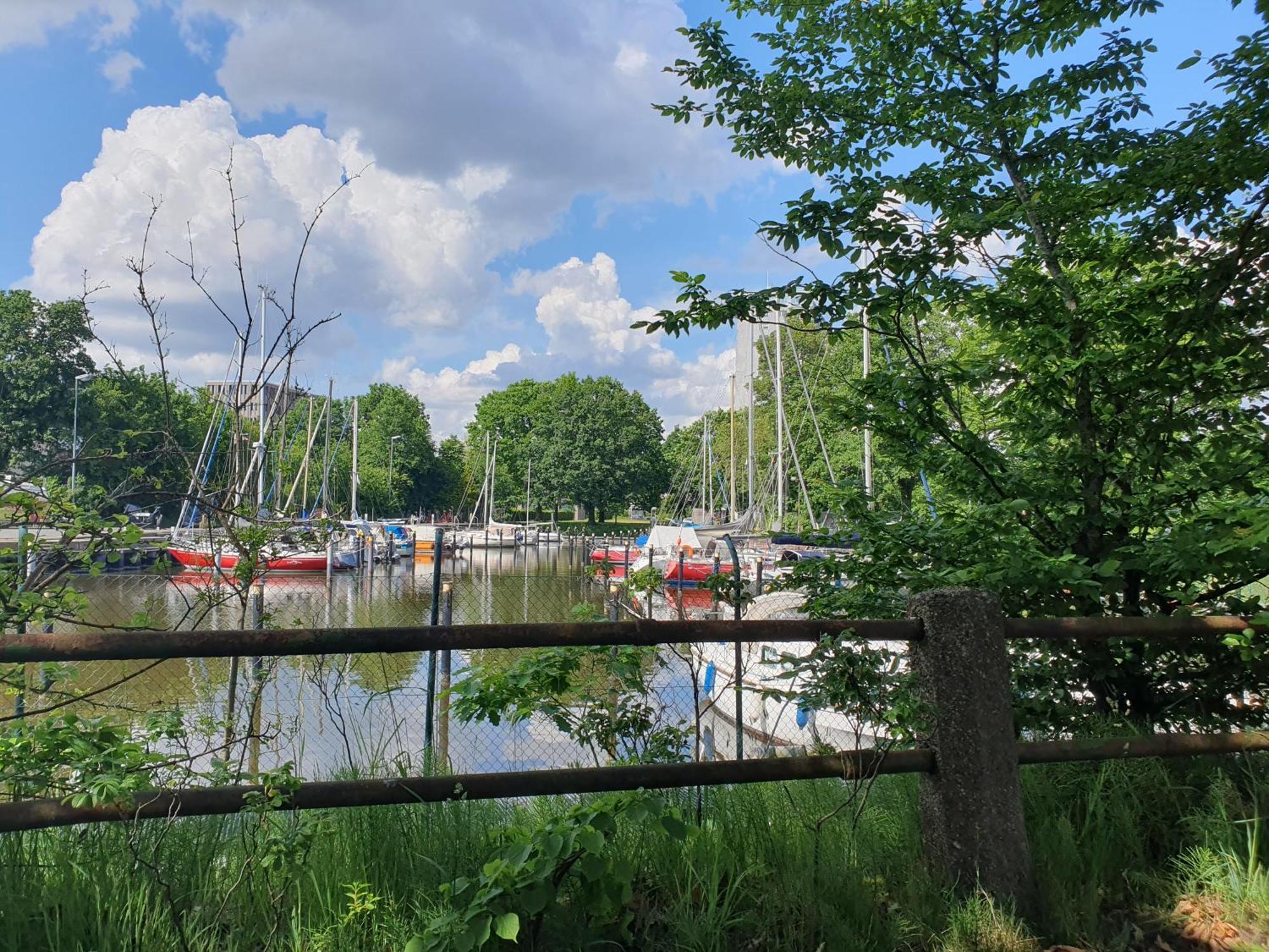 Apartamento Moebeliertes Wohnen Auf Zeit Am Yachthafen Bremerhaven Exterior foto